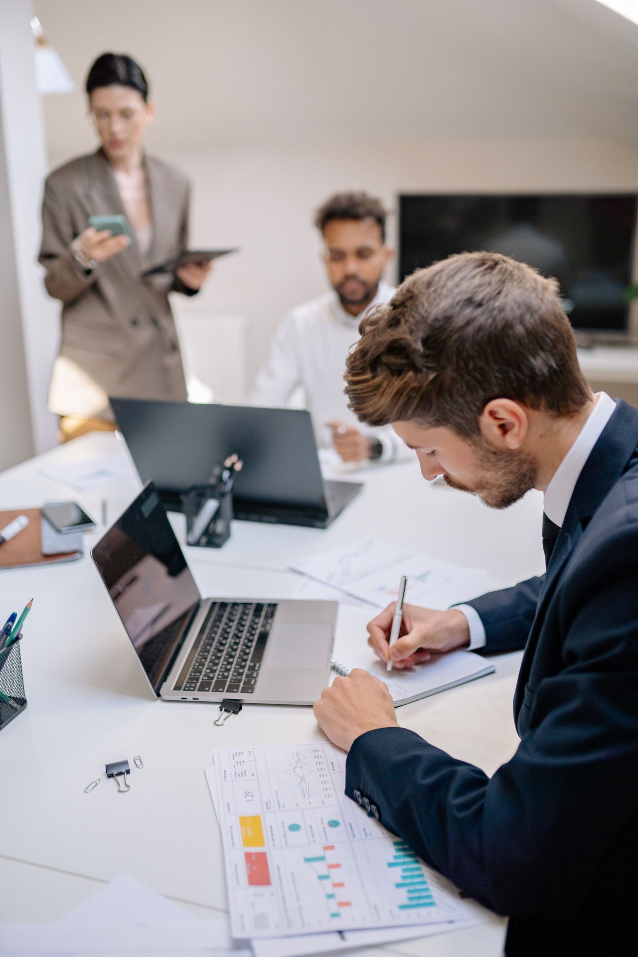 Créer une PME en Suisse : les étapes essentielles